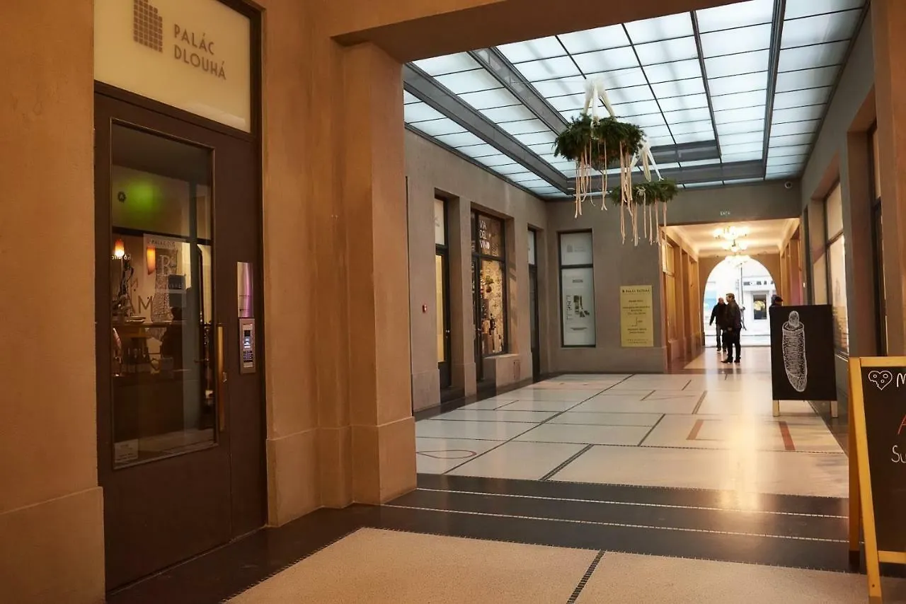 Palace Dlouha Apartments - Old Town Prague